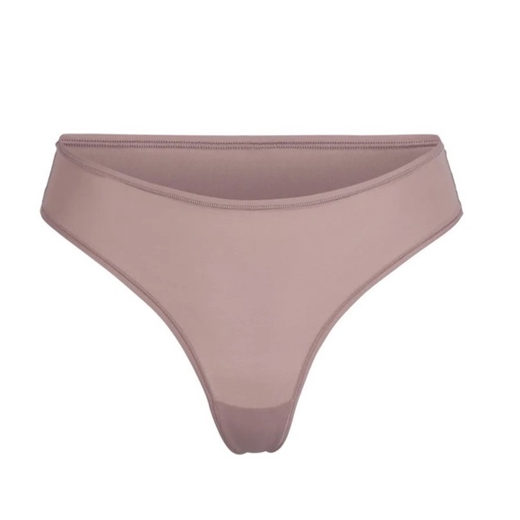 NWT SKIMS fits everybody thong in umber - Picture 2 of 4
